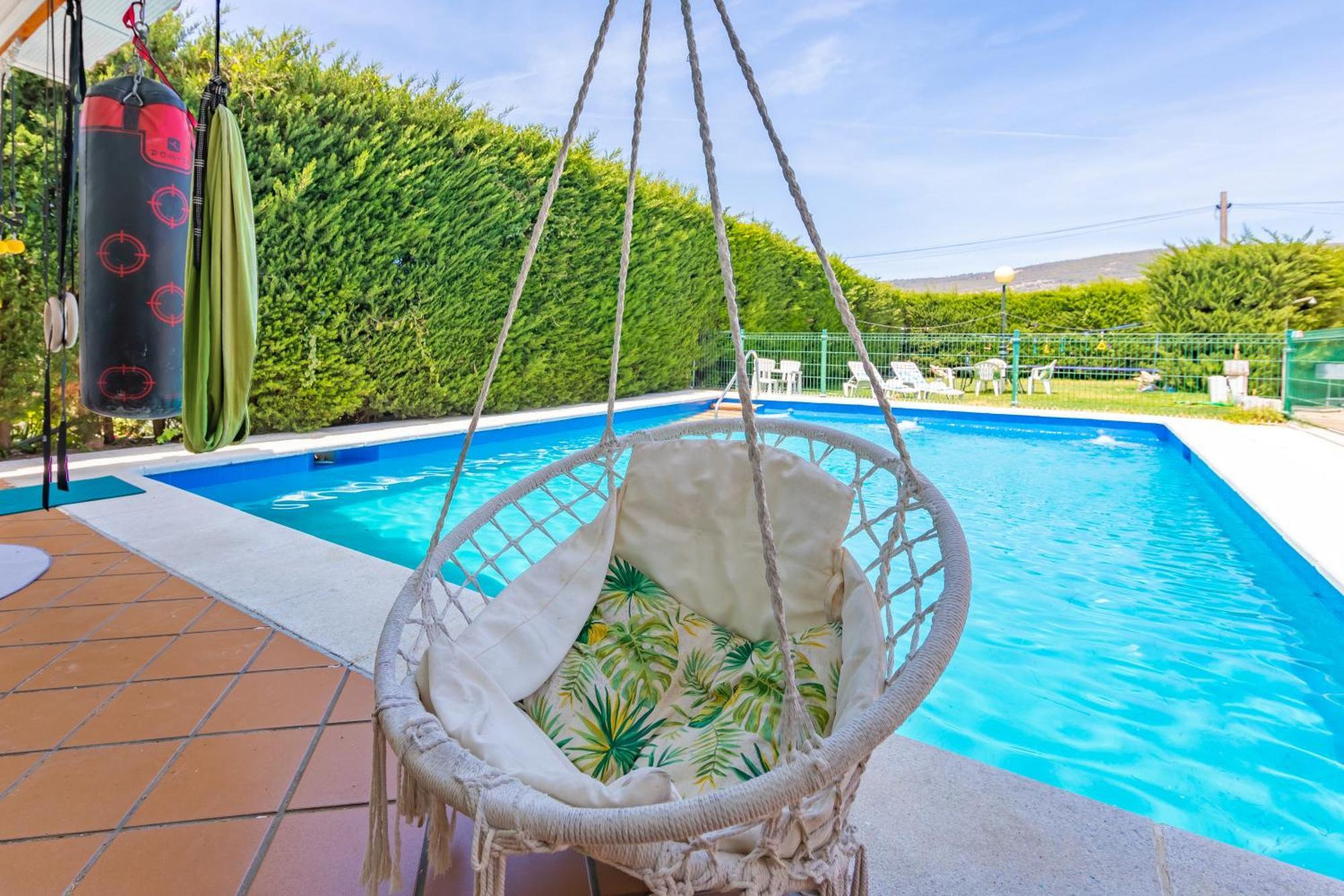 Chalet Con Piscina Privada En Bolonia 타리파 외부 사진